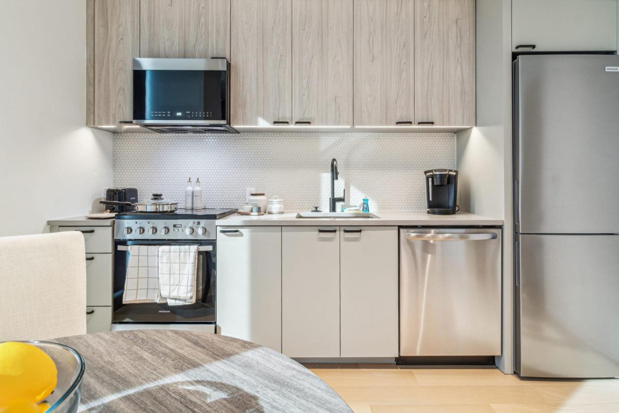 Contemporary City Living Apartments In Nashville Exteriör bild