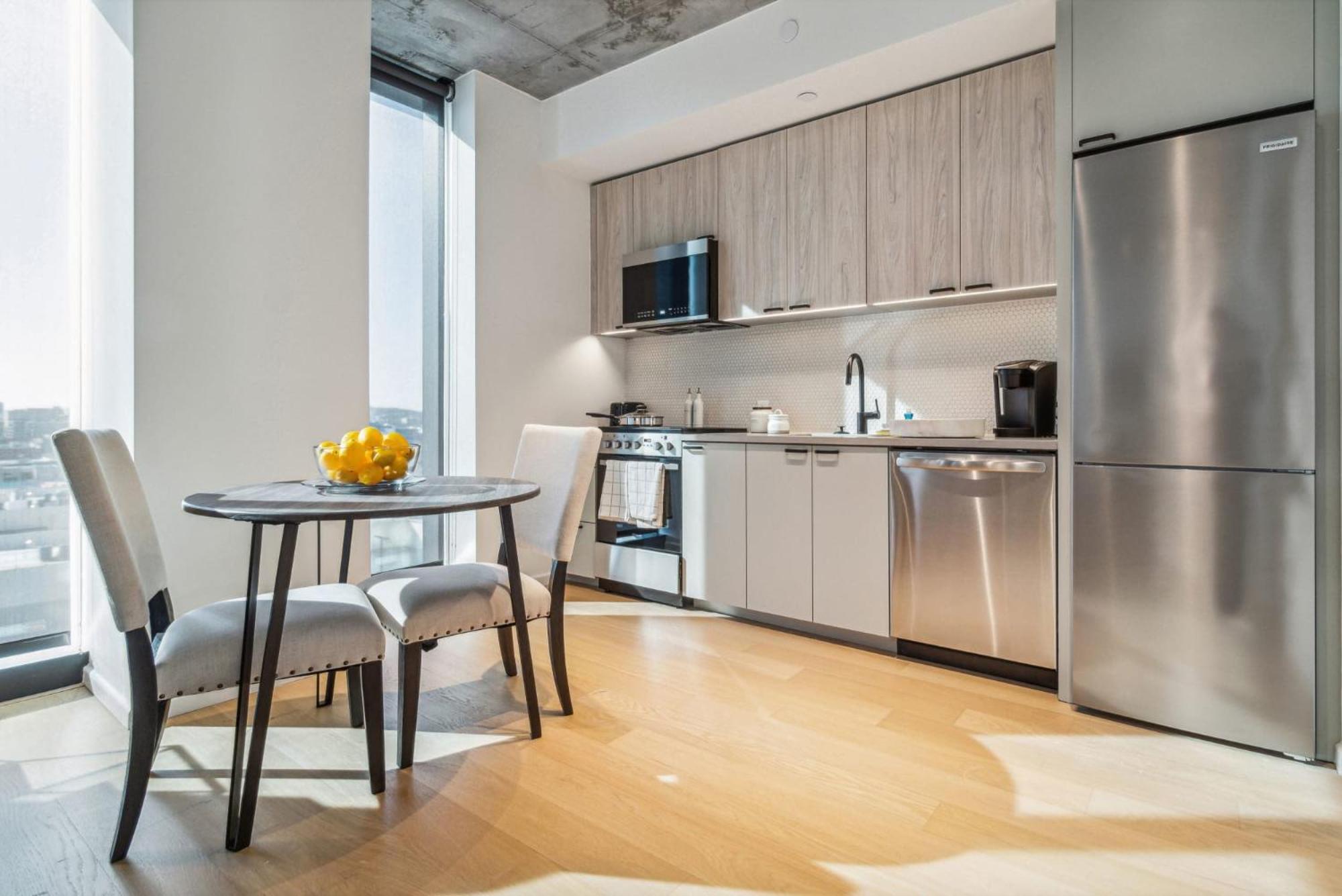 Contemporary City Living Apartments In Nashville Exteriör bild